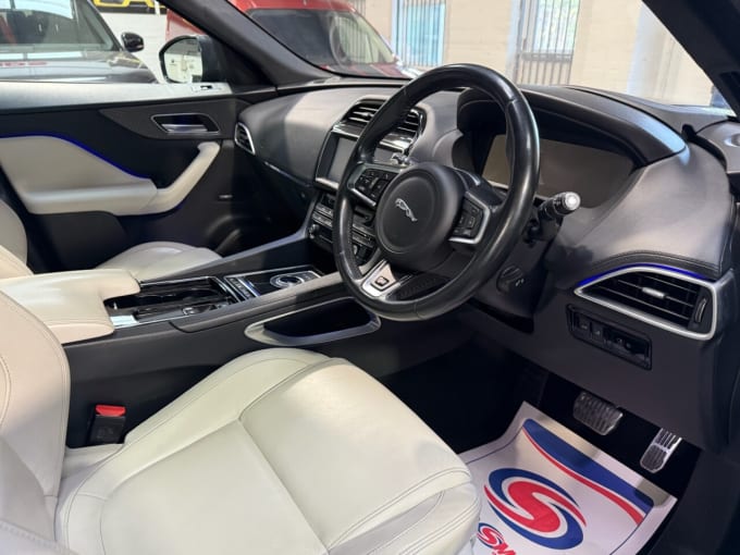 2016 Jaguar F-pace