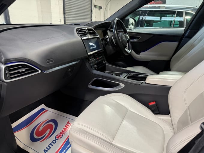 2016 Jaguar F-pace