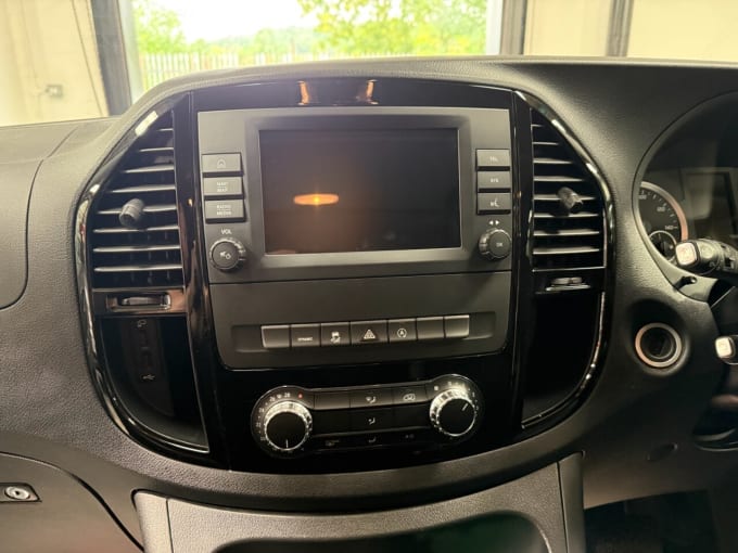 2025 Mercedes-benz Vito