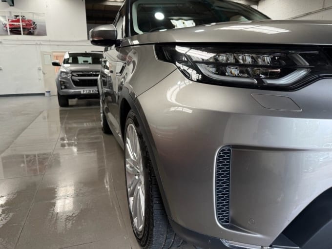 2025 Land Rover Discovery