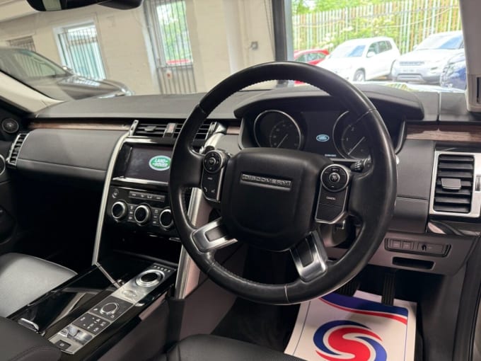2025 Land Rover Discovery