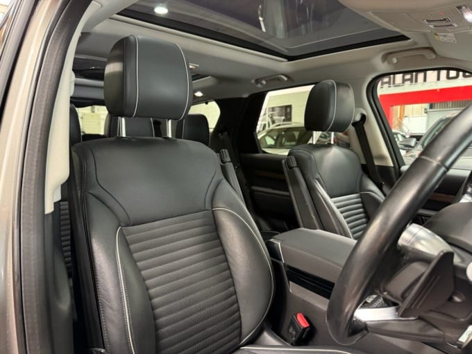 2025 Land Rover Discovery