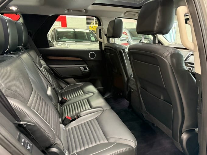 2025 Land Rover Discovery