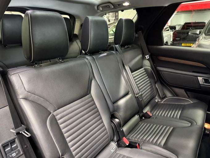2025 Land Rover Discovery