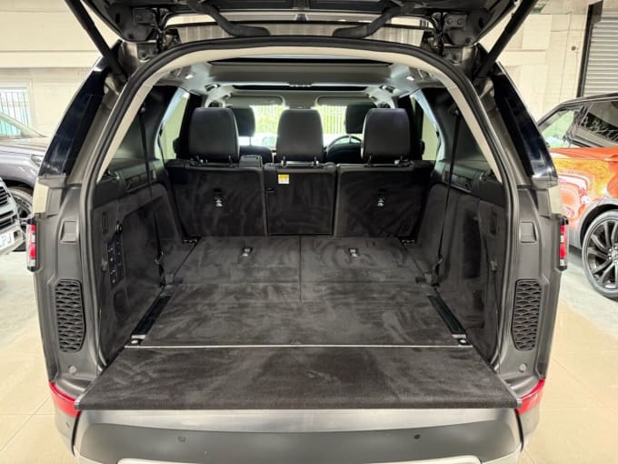 2025 Land Rover Discovery