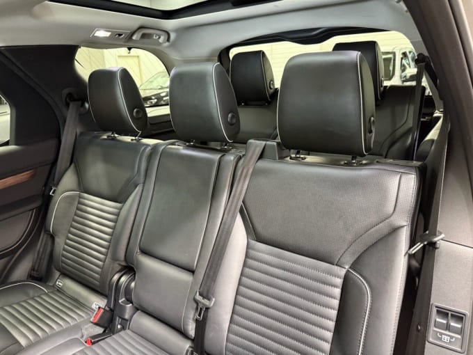 2025 Land Rover Discovery