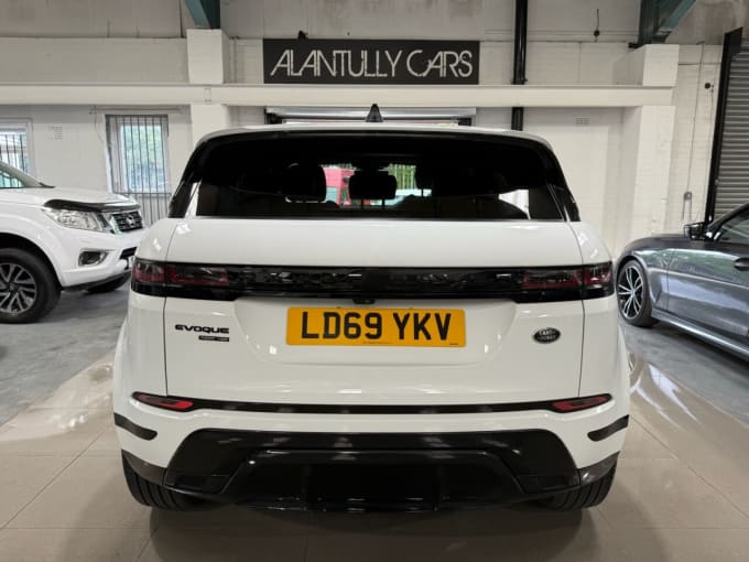 2025 Land Rover Range Rover Evoque