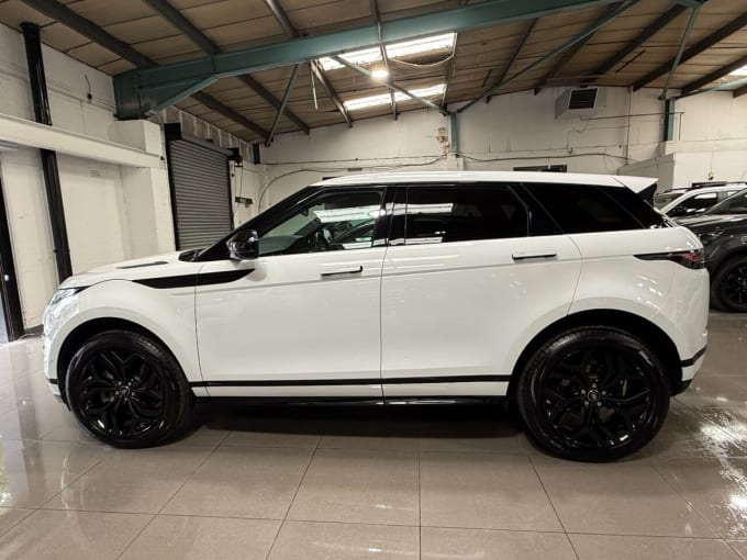 2025 Land Rover Range Rover Evoque
