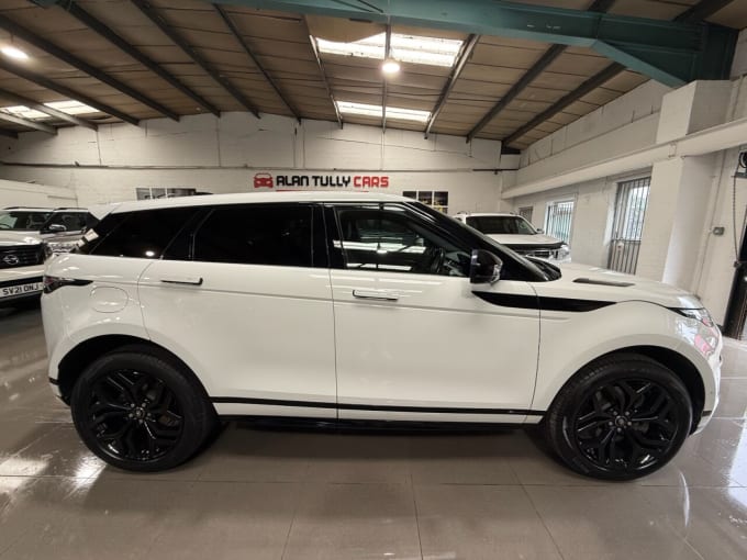 2025 Land Rover Range Rover Evoque
