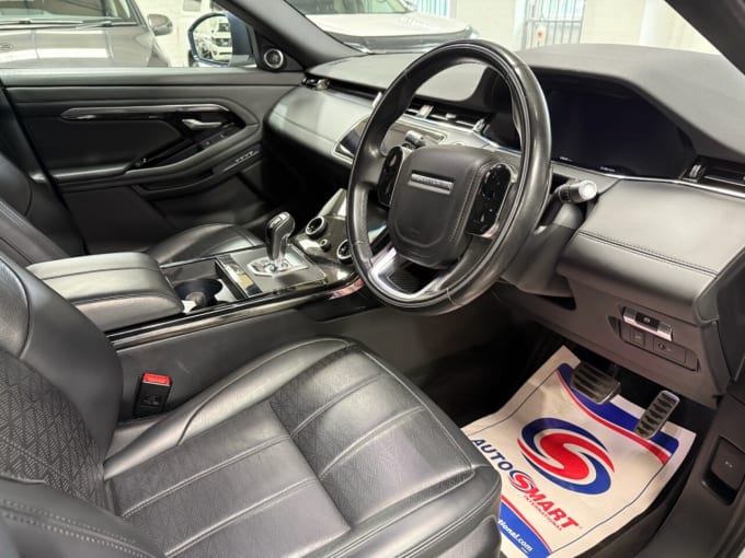 2025 Land Rover Range Rover Evoque