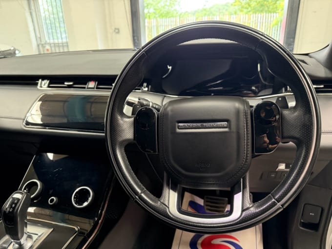2025 Land Rover Range Rover Evoque