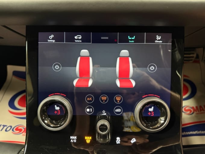 2025 Land Rover Range Rover Evoque