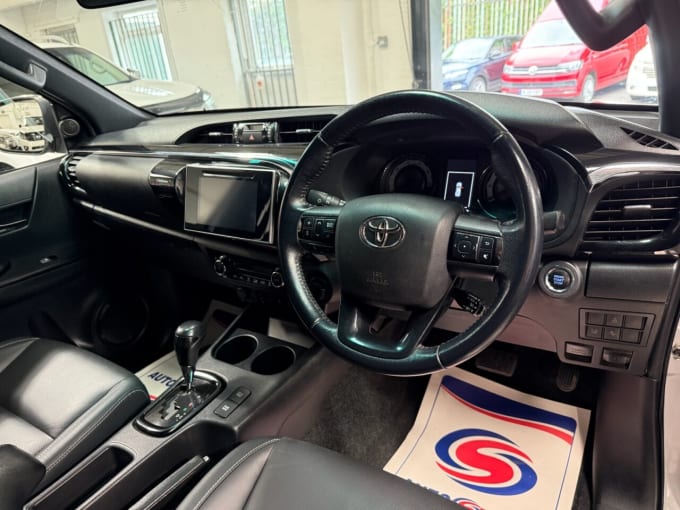 2025 Toyota Hi-lux