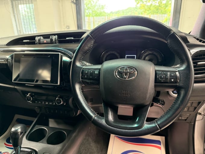 2025 Toyota Hi-lux