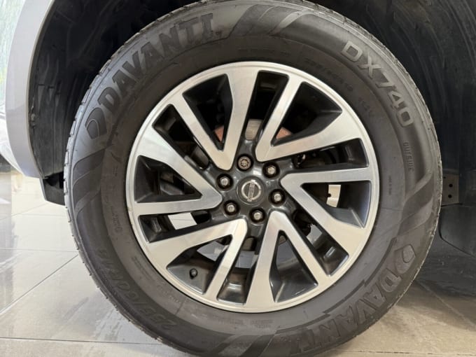 2025 Nissan Navara