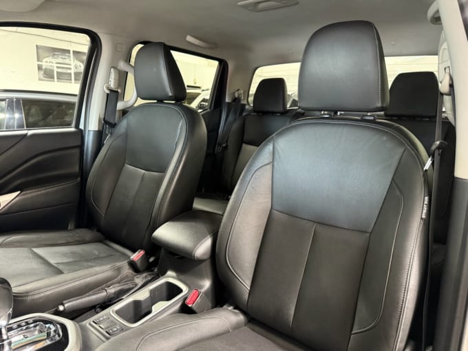 2025 Nissan Navara
