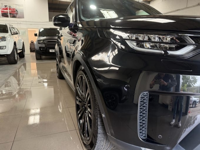 2025 Land Rover Discovery