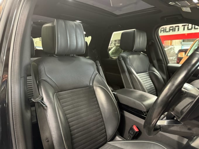 2025 Land Rover Discovery
