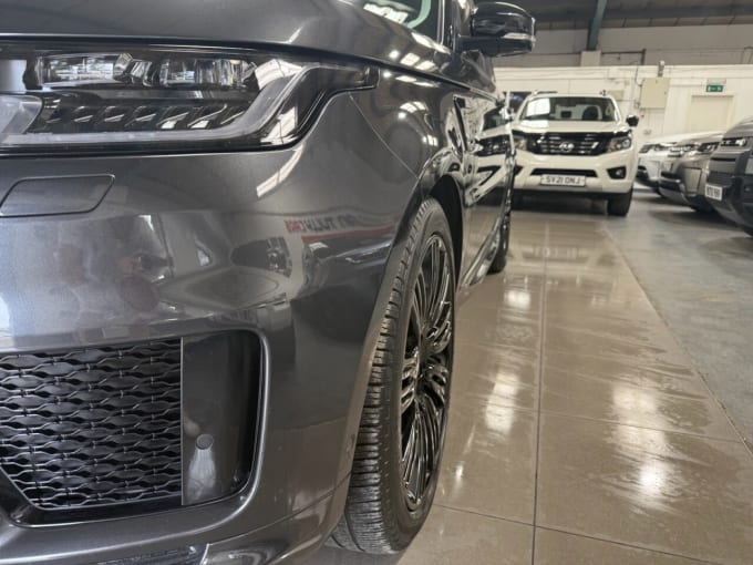 2025 Land Rover Range Rover Sport