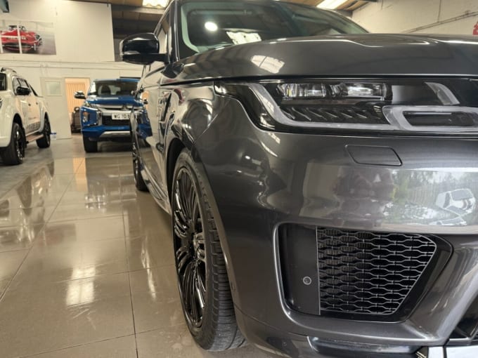 2025 Land Rover Range Rover Sport