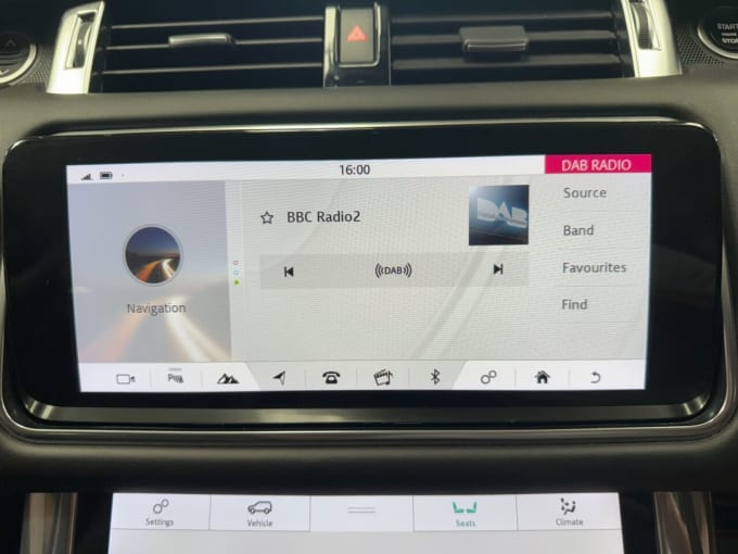 2025 Land Rover Range Rover Sport