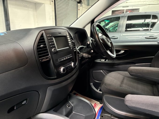 2025 Mercedes-benz Vito