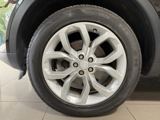 2025 Land Rover Discovery Sport