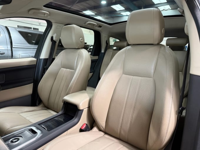 2025 Land Rover Discovery Sport