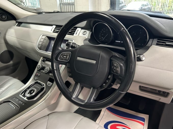 2025 Land Rover Range Rover Evoque