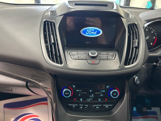 2025 Ford Kuga