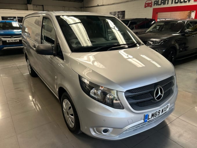 2025 Mercedes-benz Vito