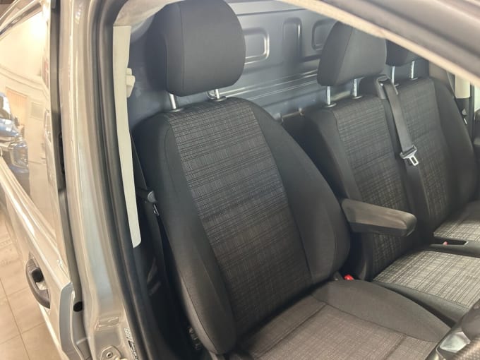 2025 Mercedes-benz Vito
