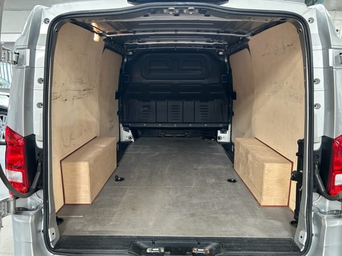 2025 Mercedes-benz Vito
