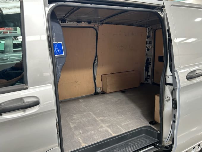 2025 Mercedes-benz Vito