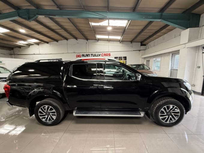2025 Nissan Navara