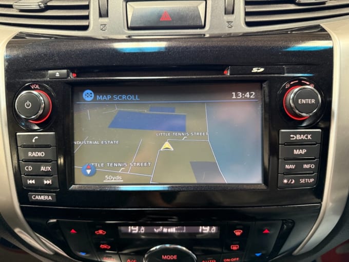 2025 Nissan Navara