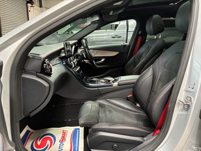2025 Mercedes-benz C-class