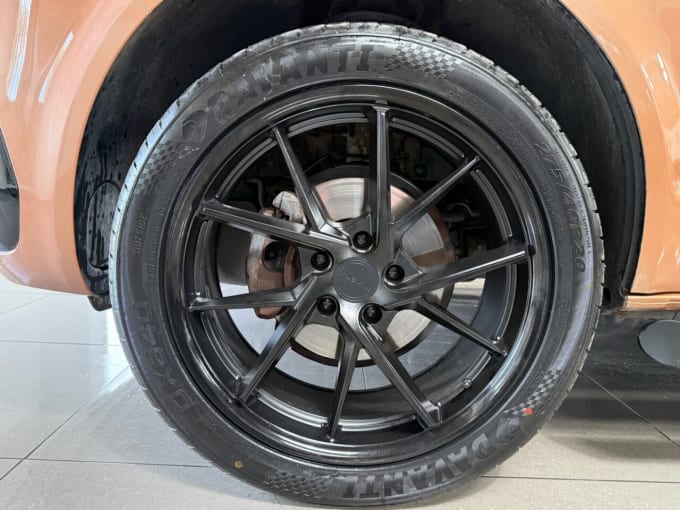 2025 Volkswagen Transporter