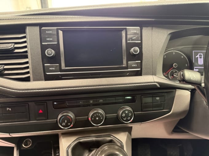 2025 Volkswagen Transporter