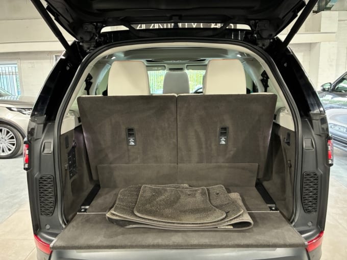 2025 Land Rover Discovery
