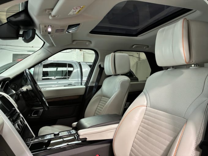 2025 Land Rover Discovery