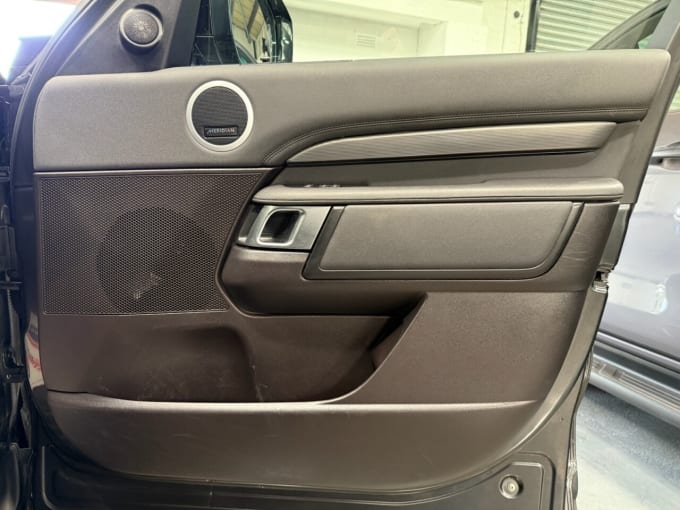 2025 Land Rover Discovery