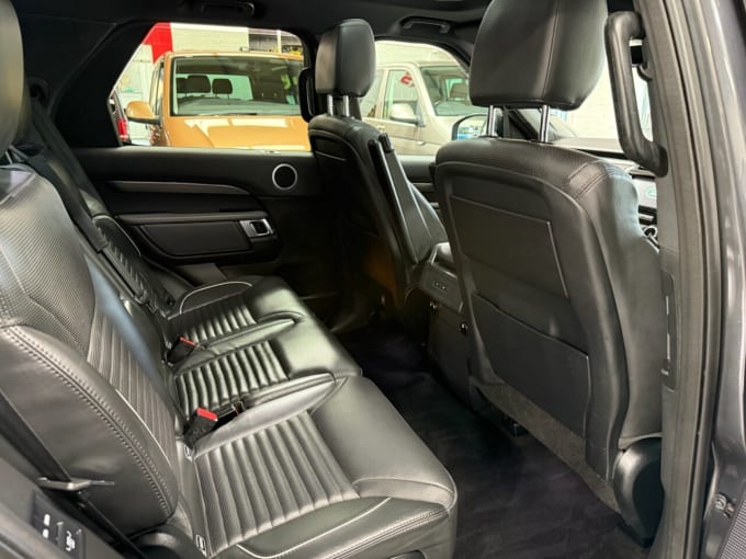 2025 Land Rover Discovery