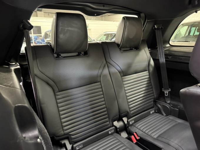 2025 Land Rover Discovery