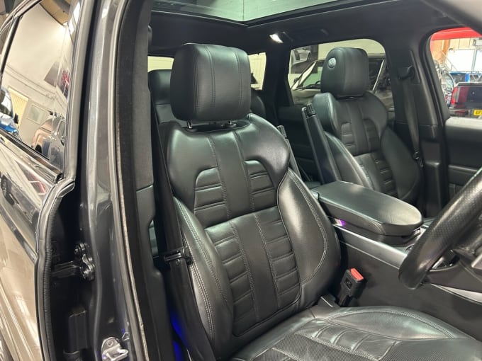 2025 Land Rover Range Rover Sport