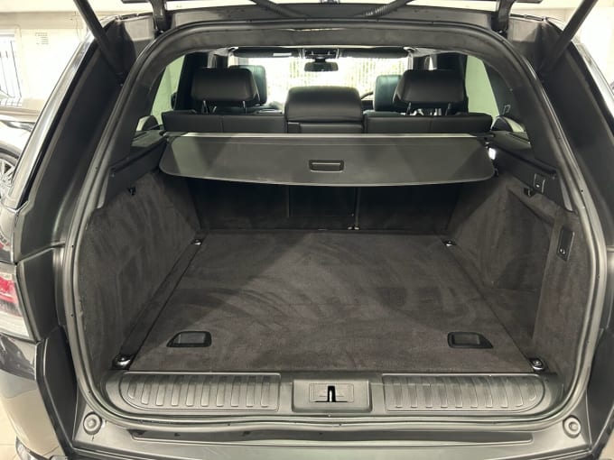 2025 Land Rover Range Rover Sport