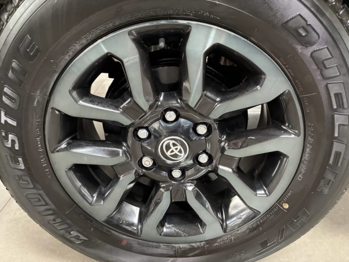 2025 Toyota Hi-lux