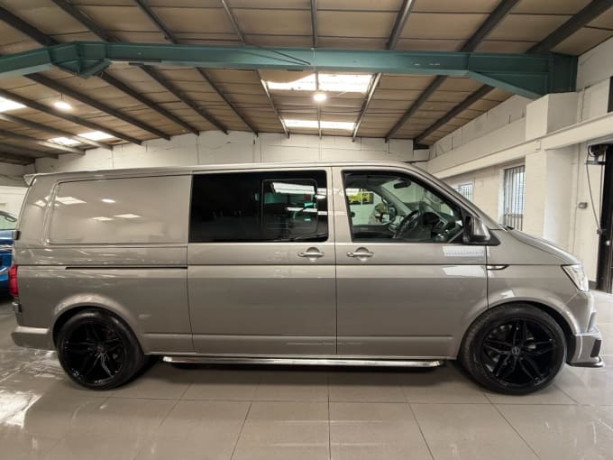 2025 Volkswagen Transporter