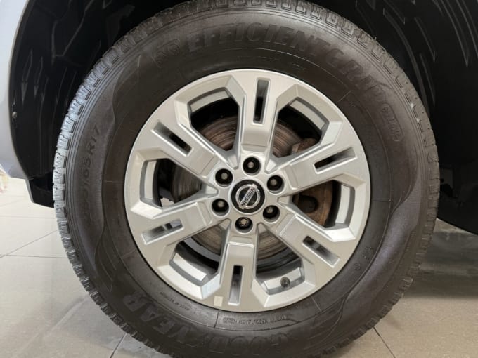 2025 Nissan Navara