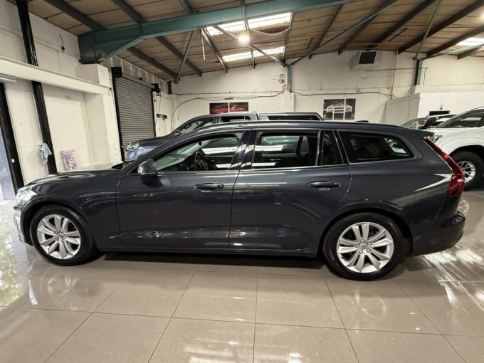 2025 Volvo V60